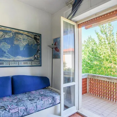 Pet Friendly In With Kitchen * Marcelli
